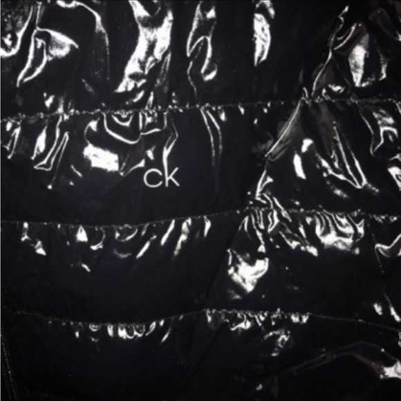 “CALVIN KLEIN PREMIUM DOWN COAT” IN “LIKE NEW” CONDITION‼️ - Picture 4 of 8